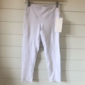 90 DEGREE XS WHITE LEGGINGS NWT Leg 22”